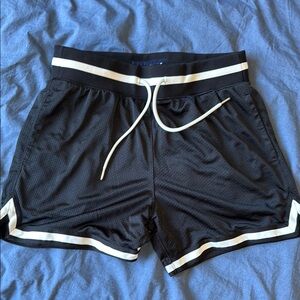 Abercrombie & Fitch Black Athletic Mesh Shorts 6 Inseam Size M Men’s